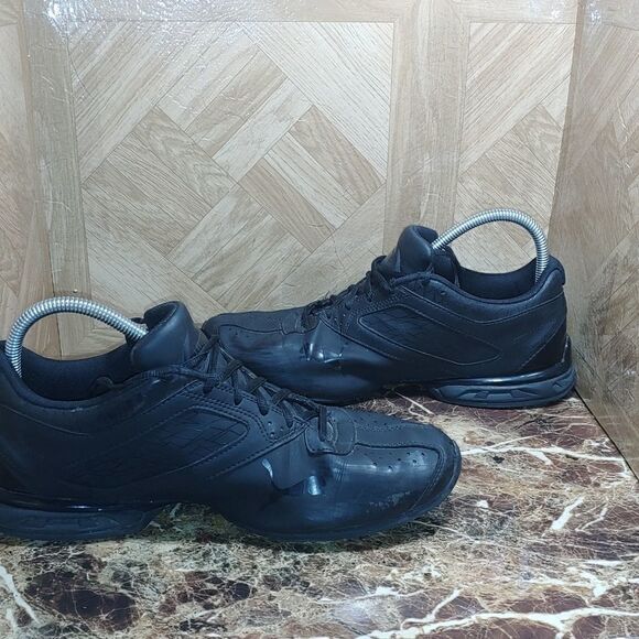 Puma sneaker size 9 - Picture 7 of 10